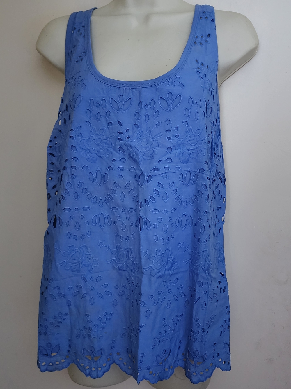 Papaya Blue Eyelet Floral Tank Top 16